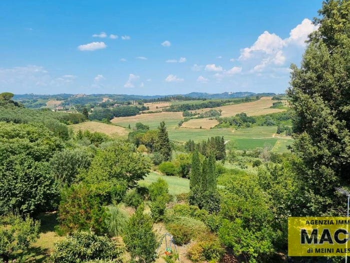 Appartamento quadrilocale in vendita in Centro, Peccioli