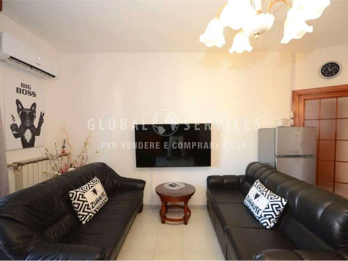 Appartamento trilocale in vendita in Via Vittorio Emanuele, Pivarada, Alghero