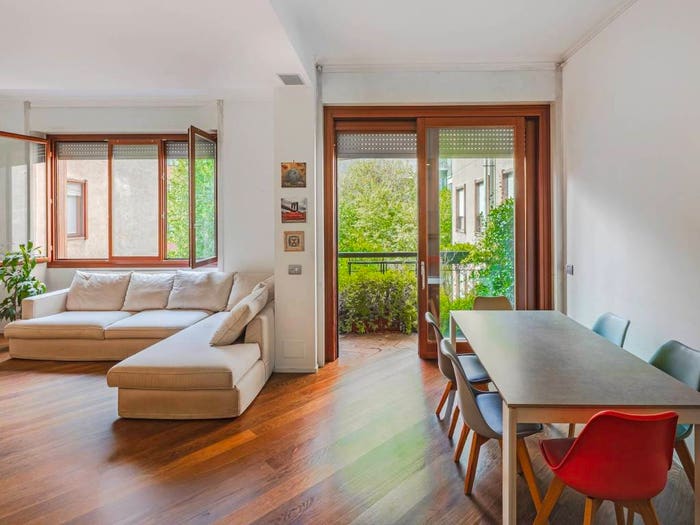 Appartamento con 5 locali in vendita in Via Pietro Mascagni, Palestro, Milano