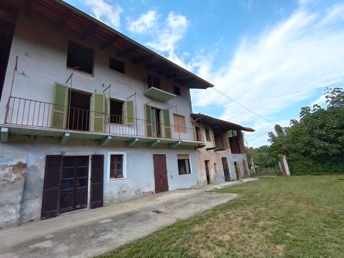 Casa con 6 locali in vendita in Centro, Mazzè
