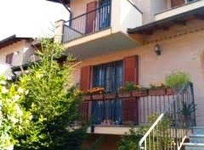 Casa con 5 locali in vendita in Via Salvador Allende, Linarolo