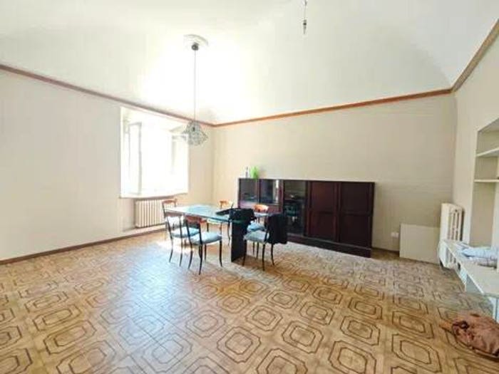 Appartamento con 6 locali in vendita in Via Roma, Centro, Ponsacco