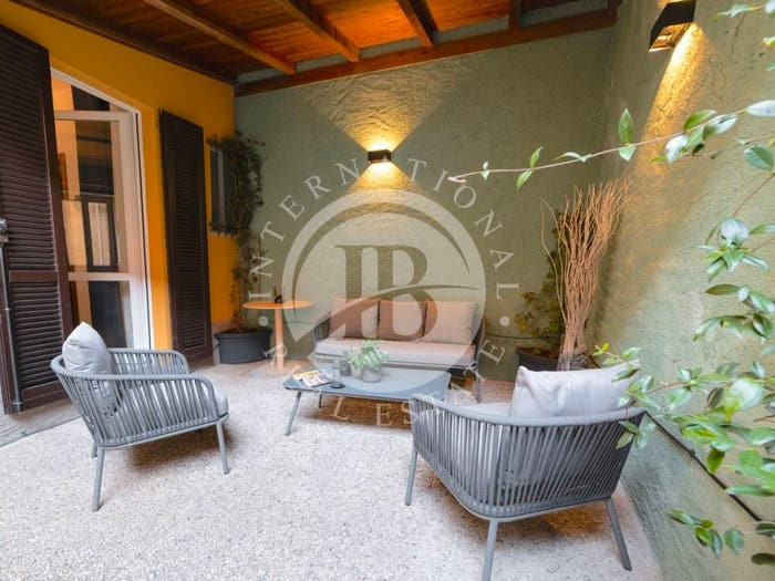 Appartamento trilocale in vendita in Fiumelatte, Varenna
