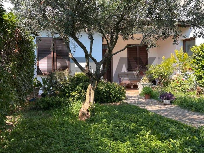 Casa con 6 locali in vendita in VIA DON GIOVANNI BOSCO, Centro, Castel Goffredo