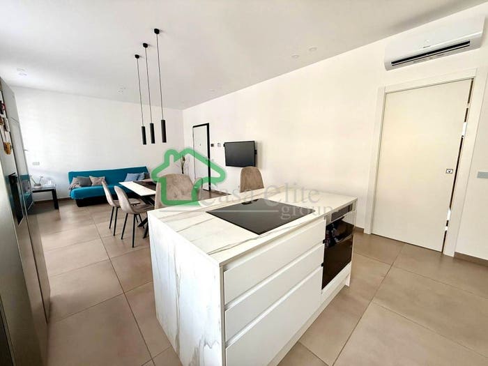 Appartamento quadrilocale in vendita in Via Lodi Vecchio, Fanfani, Lodi