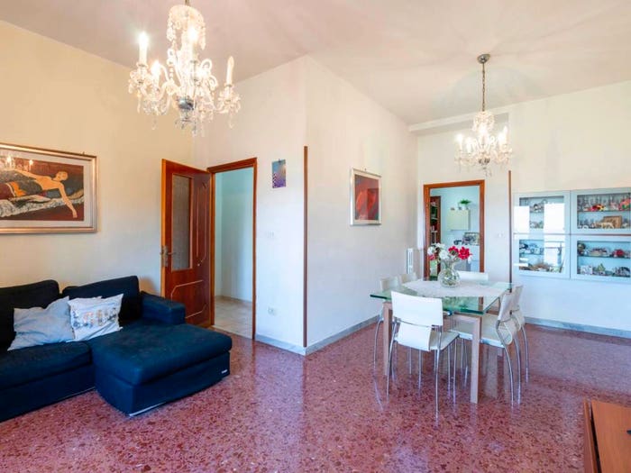 Appartamento trilocale in vendita in Via della Resistenza, Centro, Sezze