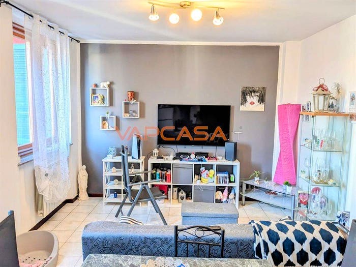 Appartamento trilocale in vendita in via vittorio veneto, Ciserano