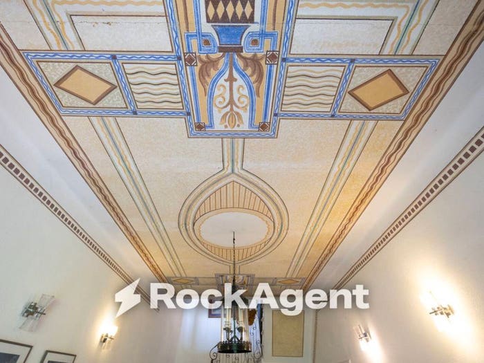 Casa con 5 locali in vendita in Via Martiri di Belfiore, Fivizzano