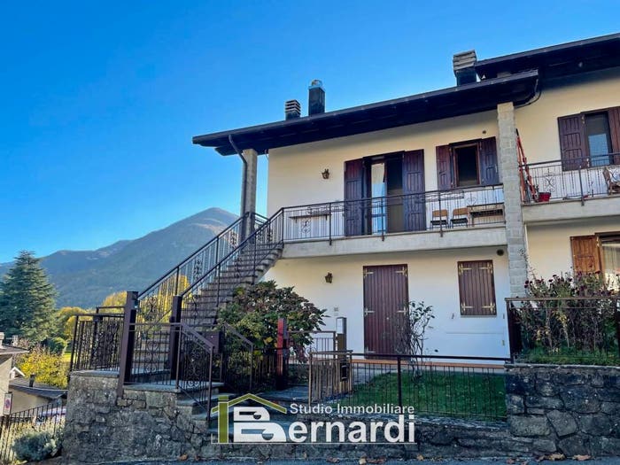Appartamento quadrilocale in vendita in Via Don Eugenio Battistini, Centro, Fanano