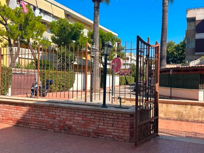 Casa con 6 locali in vendita in Via Canosa, Borgovilla Barberini, Barletta