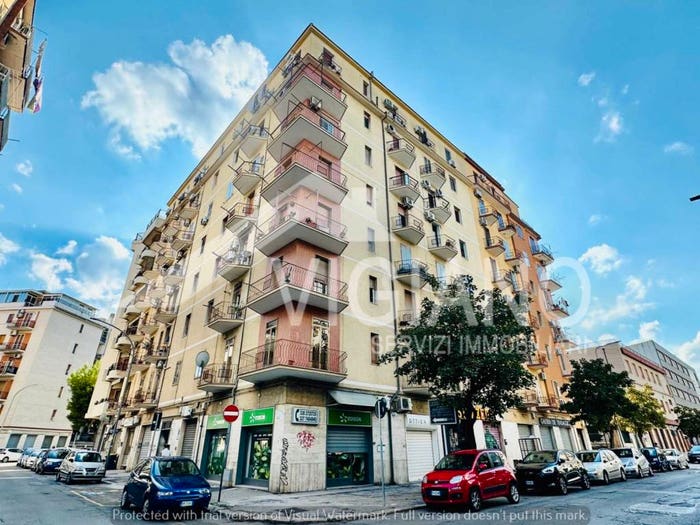 Appartamento con 5 locali in vendita in Viale Cristoforo Colombo, Immacolata, Foggia