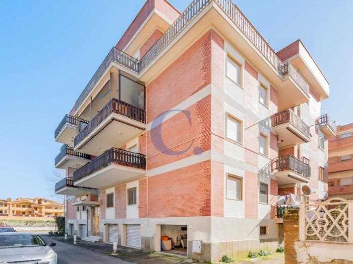 Appartamento trilocale in vendita in Via Villasor, Passo Oscuro, Fiumicino