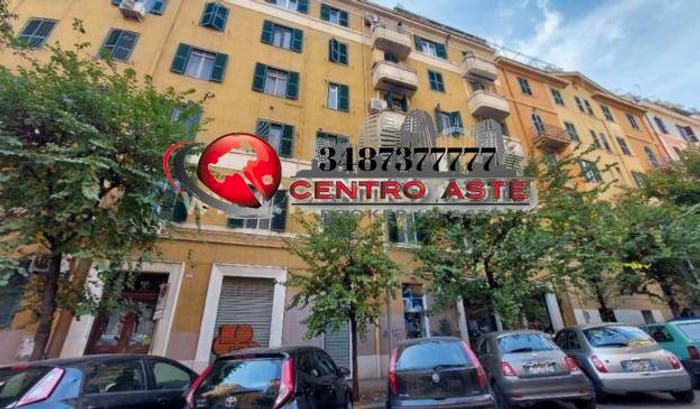 Appartamento trilocale in vendita in Via Collazia Roma RM Italia, San Giovanni, Roma