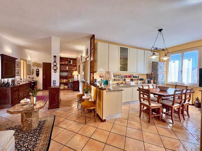 Appartamento con 5 locali in vendita in Via Pietro Mascagni, Sieci, Pontassieve
