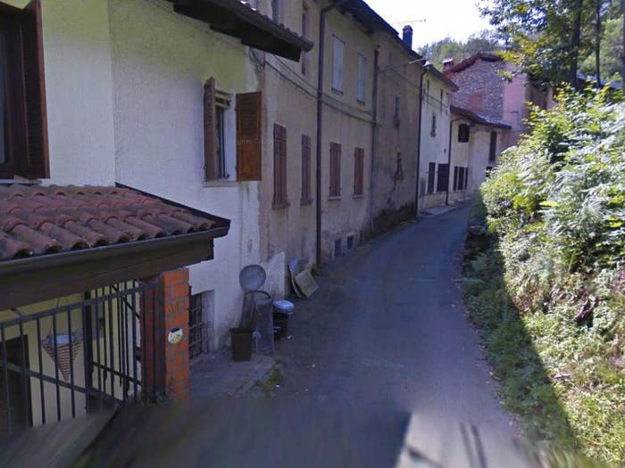 Casa bilocale in vendita in Via Mornerona, Invorio