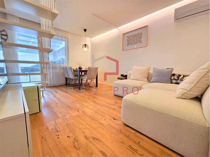 Appartamento con 5 locali in vendita in via N Sauro, Centro, Laives