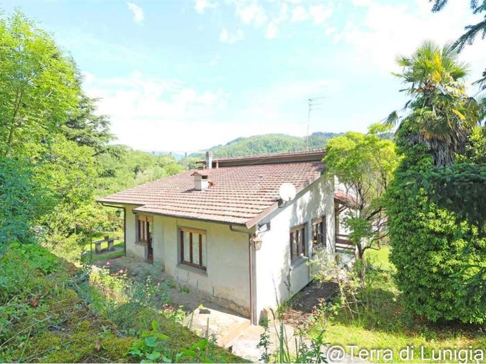 Casa con 6 locali in vendita in Centro, Pontremoli