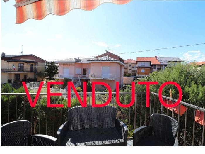 Appartamento trilocale in vendita in Via Giovanni Boccaccio, Gerenzano