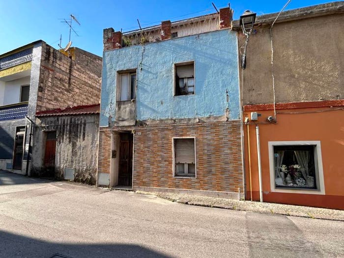 Casa con 5 locali in vendita in Via Tissi, Ossi