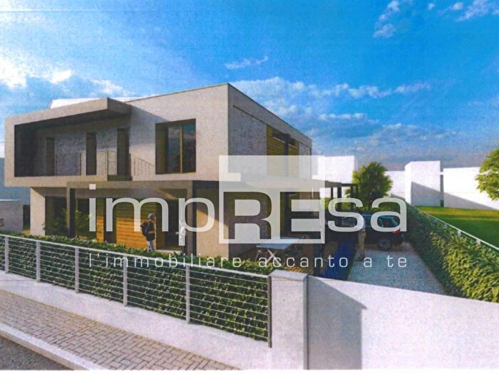 Casa con 6 locali in vendita in Via Barbiero, Mogliano Veneto