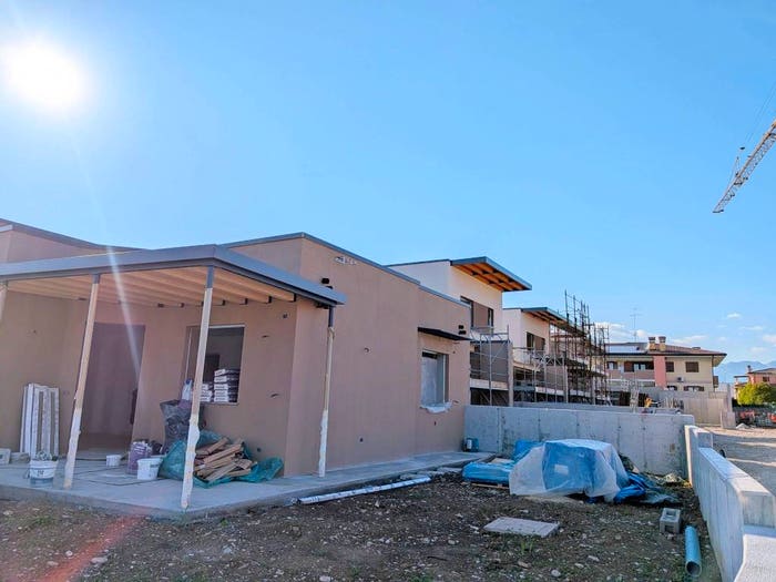 Casa con 6 locali in vendita in Via Giacomo Matteotti, Cordenons