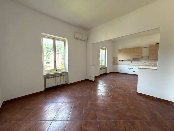 Appartamento con 5 locali in vendita in Via Campomorone, Pontedecimo, Genova