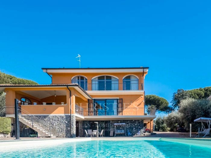 Casa con 6 locali in vendita in Via Spinabella, Castagnole Due Santi, Marino