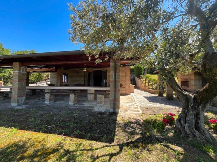 Casa bilocale in vendita in Contrada Tuoro delle Tavole, Melizzano