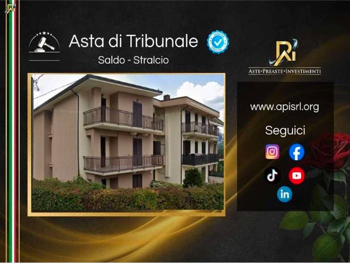 Appartamento con 5 locali in vendita in Via pezze, Pratola Serra