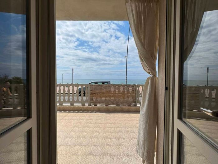 Appartamento con 6 locali in vendita in Strada Lungomare, Latina Lido, Latina