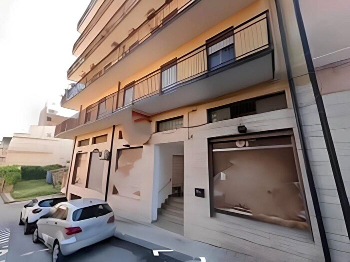 Appartamento quadrilocale in vendita in Via San Martino, Centro, Sant'Agata di Militello