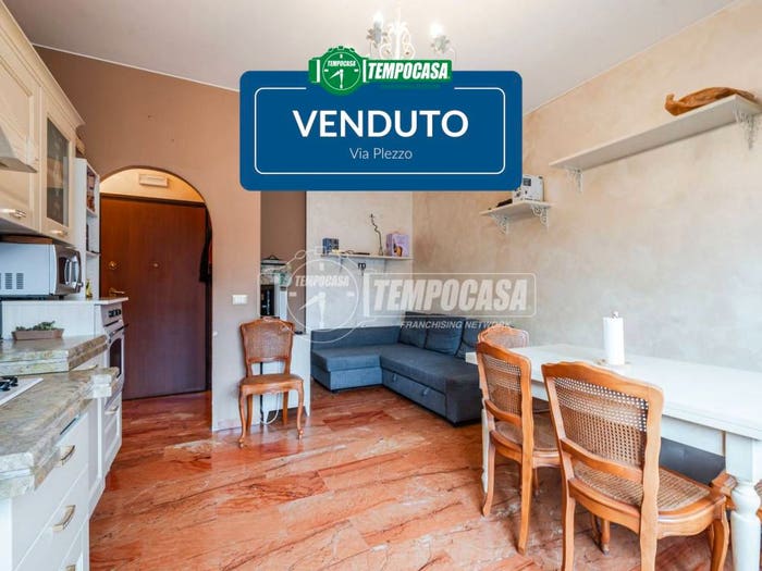 Appartamento trilocale in vendita in Via Plezzo, Udine, Milano