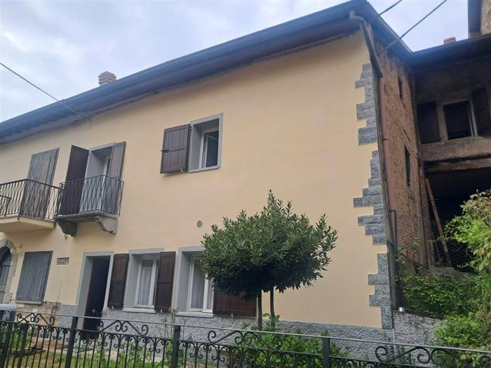 Casa con 6 locali in vendita in Via Vanini, Centro, Oltre il Colle