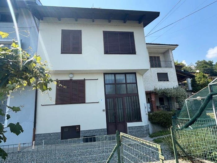 Casa quadrilocale in vendita in Via del Rosario, Parella