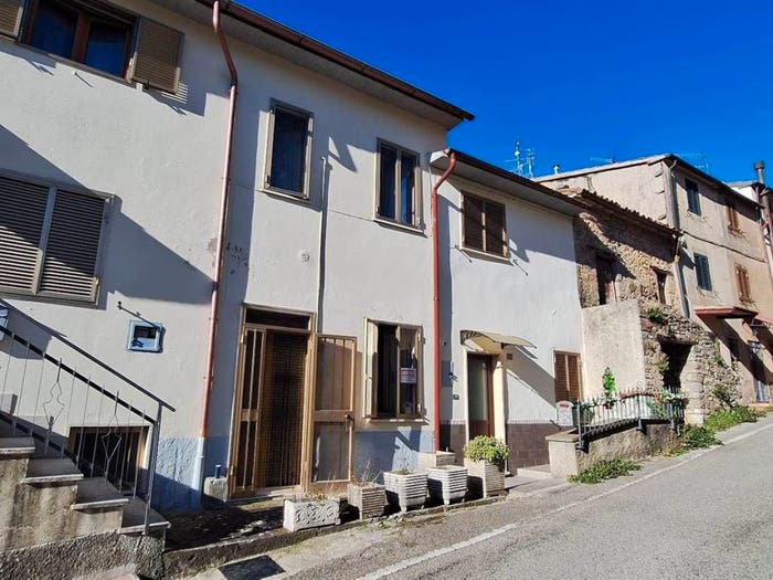 Casa con 5 locali in vendita in Selvena, Castell'Azzara