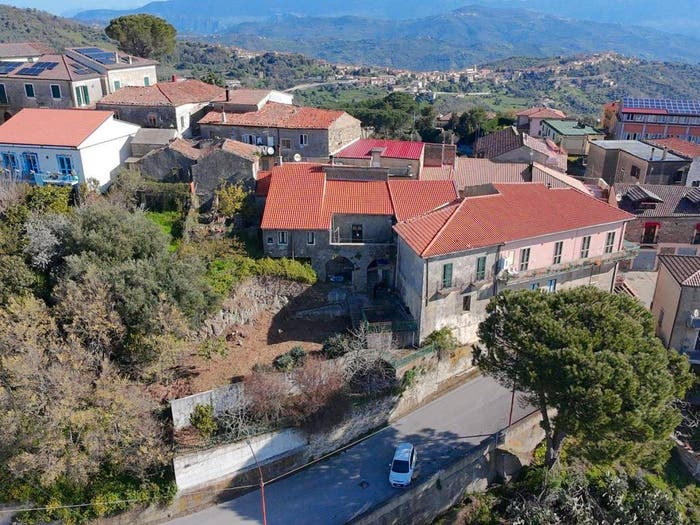Appartamento con 6 locali in vendita in Via Ripetta, Centro, Lustra