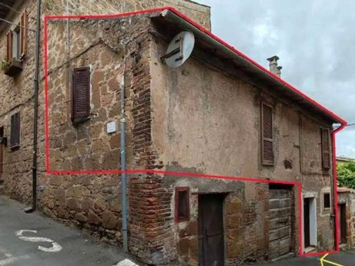Appartamento quadrilocale in vendita in Via Maidalchini, Centro, Acquapendente