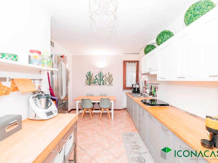 Appartamento trilocale in vendita in Località Draghetto, Carpiano