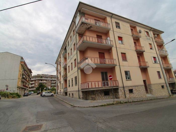 Appartamento quadrilocale in vendita in Via Montello, Via XXIV Maggio CEP, Campobasso