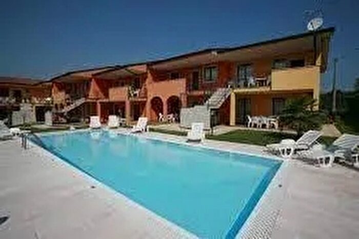 Appartamento trilocale in vendita in Via Monte Pastello, Peschiera Del Garda