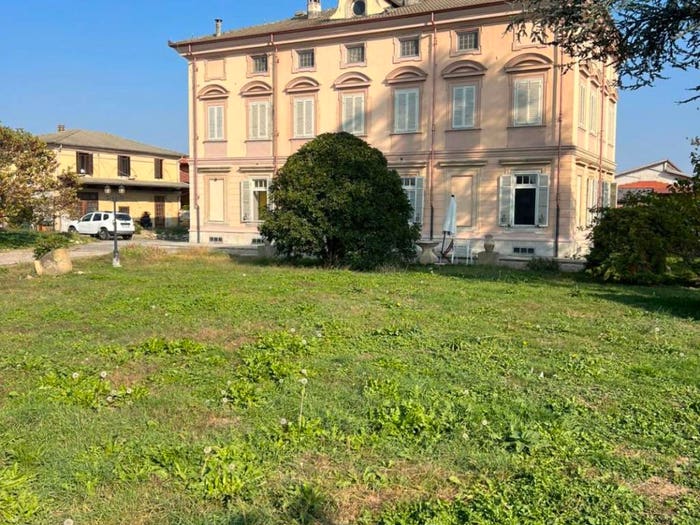 Appartamento quadrilocale in vendita in via Valentino, Riva di Pinerolo, Pinerolo