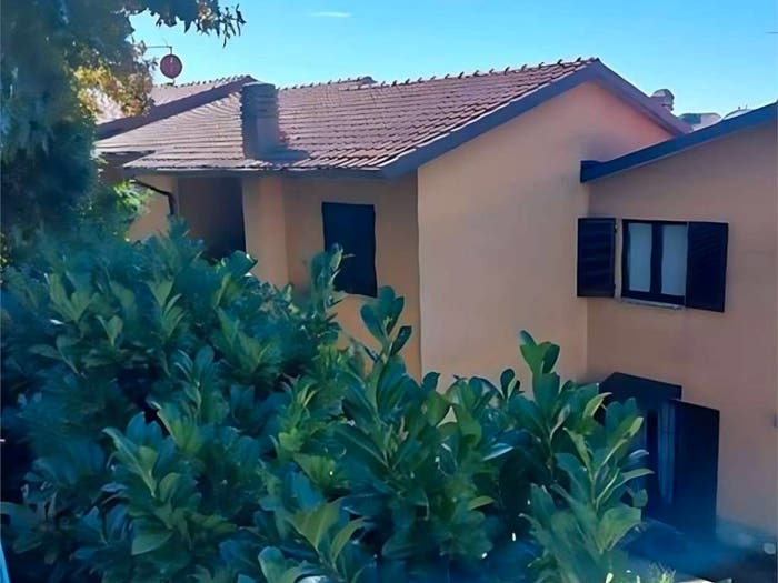 Casa quadrilocale in vendita in Via Giuseppe Parini, Nobile Monguzzo, Monguzzo