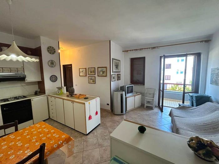 Appartamento bilocale in vendita in Piazza Alfredo Petrucci, Rodi Garganico
