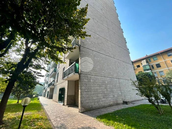 Appartamento trilocale in vendita in Via Niccolò Copernico, Corsico