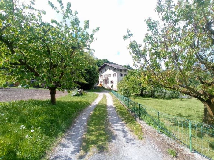 Casa con 6 locali in vendita in Via del Luch, Drena