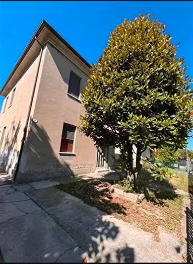 Casa quadrilocale in vendita in Via Tommaso Mazza, Forli'