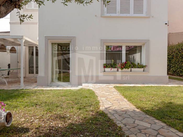 Casa con 6 locali in vendita in via della gorgona, Antignano Banditella, Livorno