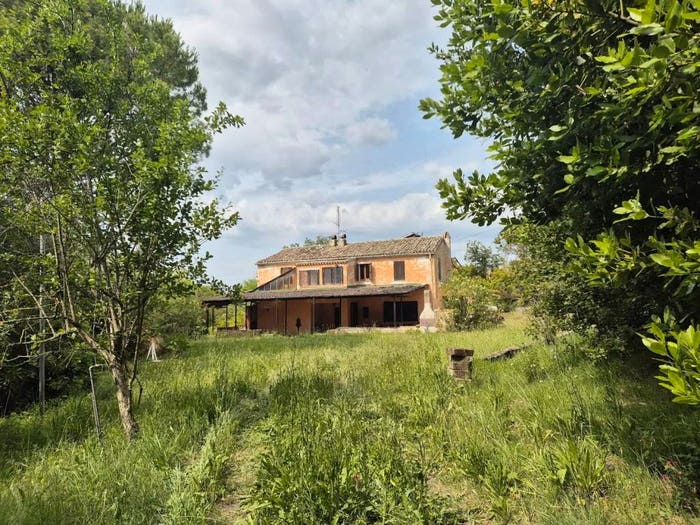 Casa con 6 locali in vendita in Frazione Gallignano No Number, Gallignano, Ancona