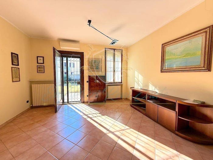 Casa con 5 locali in vendita in Via Gramsci, Centro, Casalpusterlengo