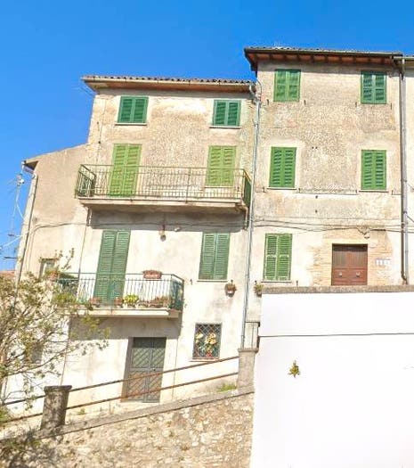 Casa con 6 locali in vendita in Via Vittorio Veneto, Centro, Belmonte in Sabina